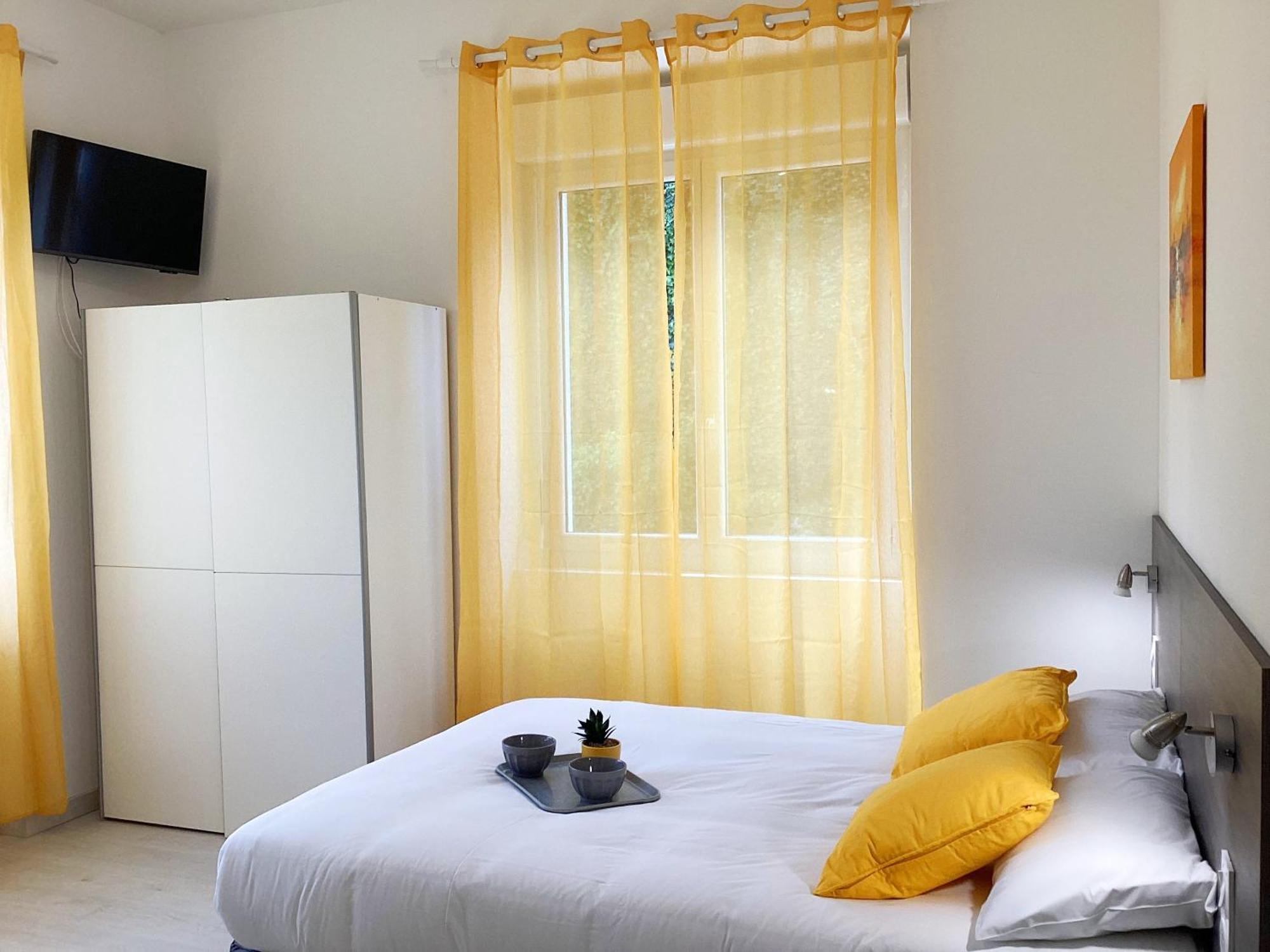 Appartement Stella 95 M2 Climatise Parking Proche Sanctuaires لورد المظهر الخارجي الصورة