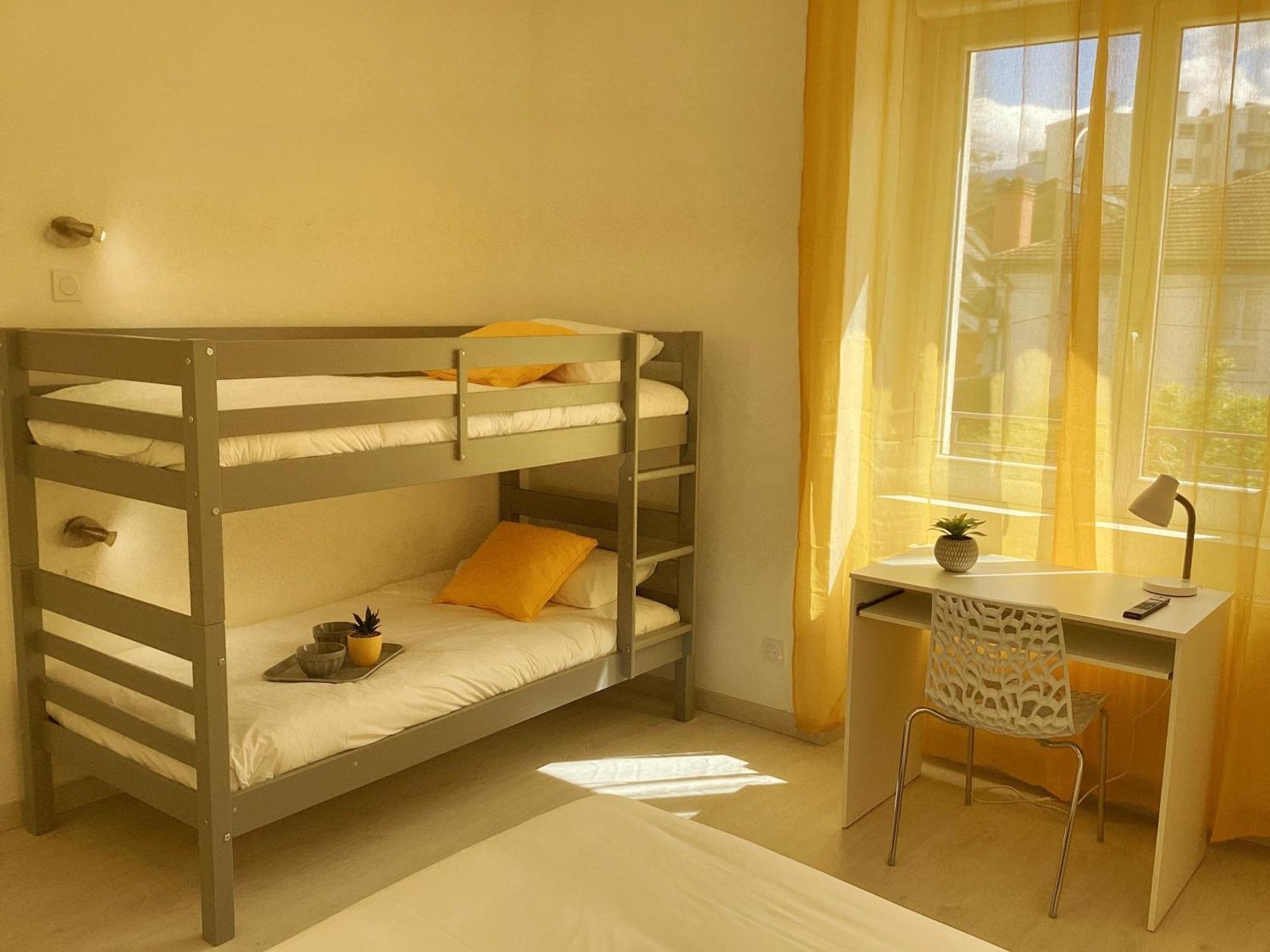 Appartement Stella 95 M2 Climatise Parking Proche Sanctuaires لورد المظهر الخارجي الصورة